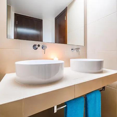 Stylish Salgados Escape Apartment Albufeira