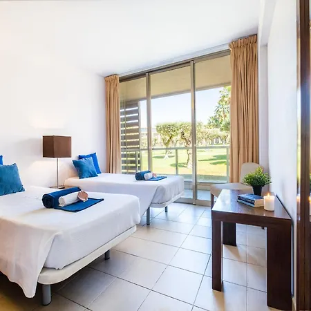 Stylish Salgados Escape